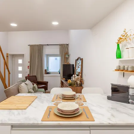 D&s - Outeiro 12 ポルト