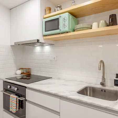 D&s - Outeiro 12 ポルト